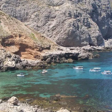 Oda ve Kahvaltı La Pergola Marettimo