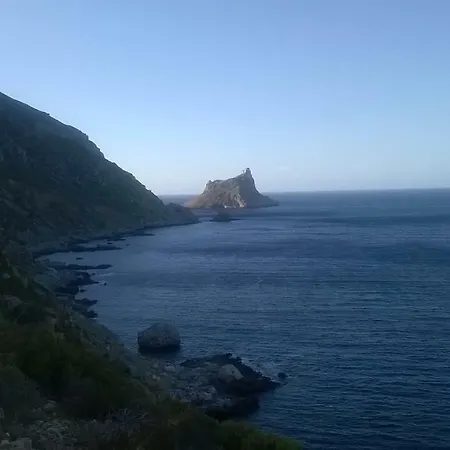 Oda ve Kahvaltı La Pergola Marettimo