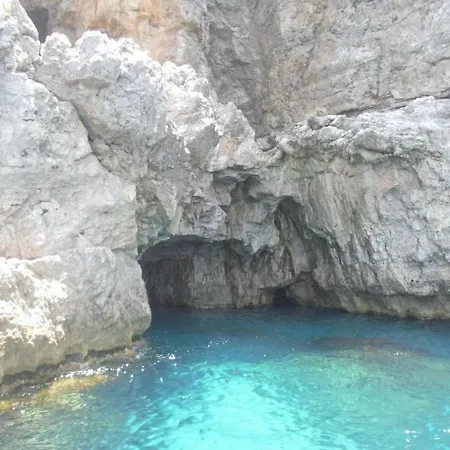 La Pergola Nocleg ze śniadaniem 3*